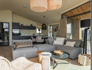 TV - Delightful holiday home with free view. (Wissenkerke)