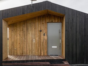Exterior detail - Detached holiday home with multiple terraces (Wissenkerke)