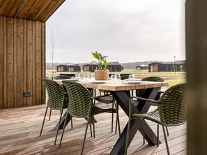 Outdoor dining - Detached holiday home with multiple terraces (Wissenkerke)