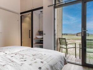 3 bedrooms, Internet - Nature cottage by the water (Wissenkerke)