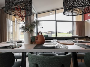 Dining - Nature cottage by the water (Wissenkerke)