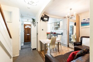 Interior - London Home with Garden Near Richmond Park (London)