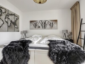 Internet - Nice holiday home with a spacious terrace (Kamperland)
