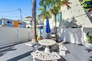 BBQ/picnic Area - Desoto Beach Retreat with Heated Pool (Hollywood)