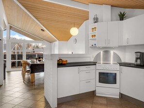 Fridge, microwave, dishwasher, cookware/dishes/utensils - "Erikka" - 40km from the sea by Interhome (Ansager)