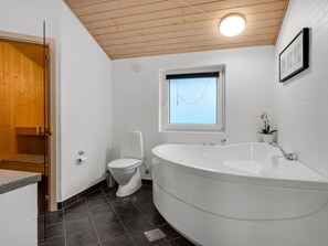 Bathroom - "Erikka" - 40km from the sea by Interhome (Ansager)