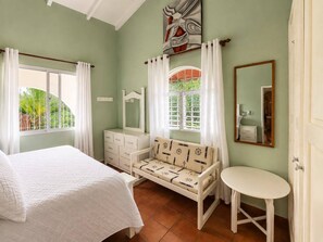 2 bedrooms, internet, bed sheets - Painted house- 4 pax, 4 min from the beach (Las Galeras)