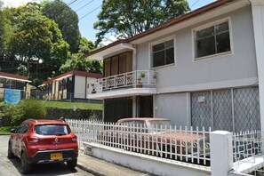 Habitación, 1 habitación, balcón | Exterior