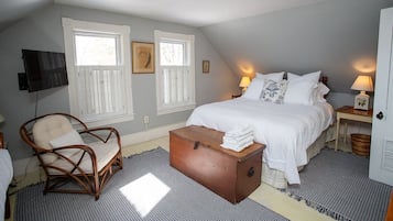 3 slaapkamers, een strijkplank/strijkijzer, wifi, beddengoed