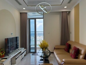 Living area - 1 Bedroom Apartment For Rent at Vinhomes Central Park (Thành phố Hồ Chí Minh)