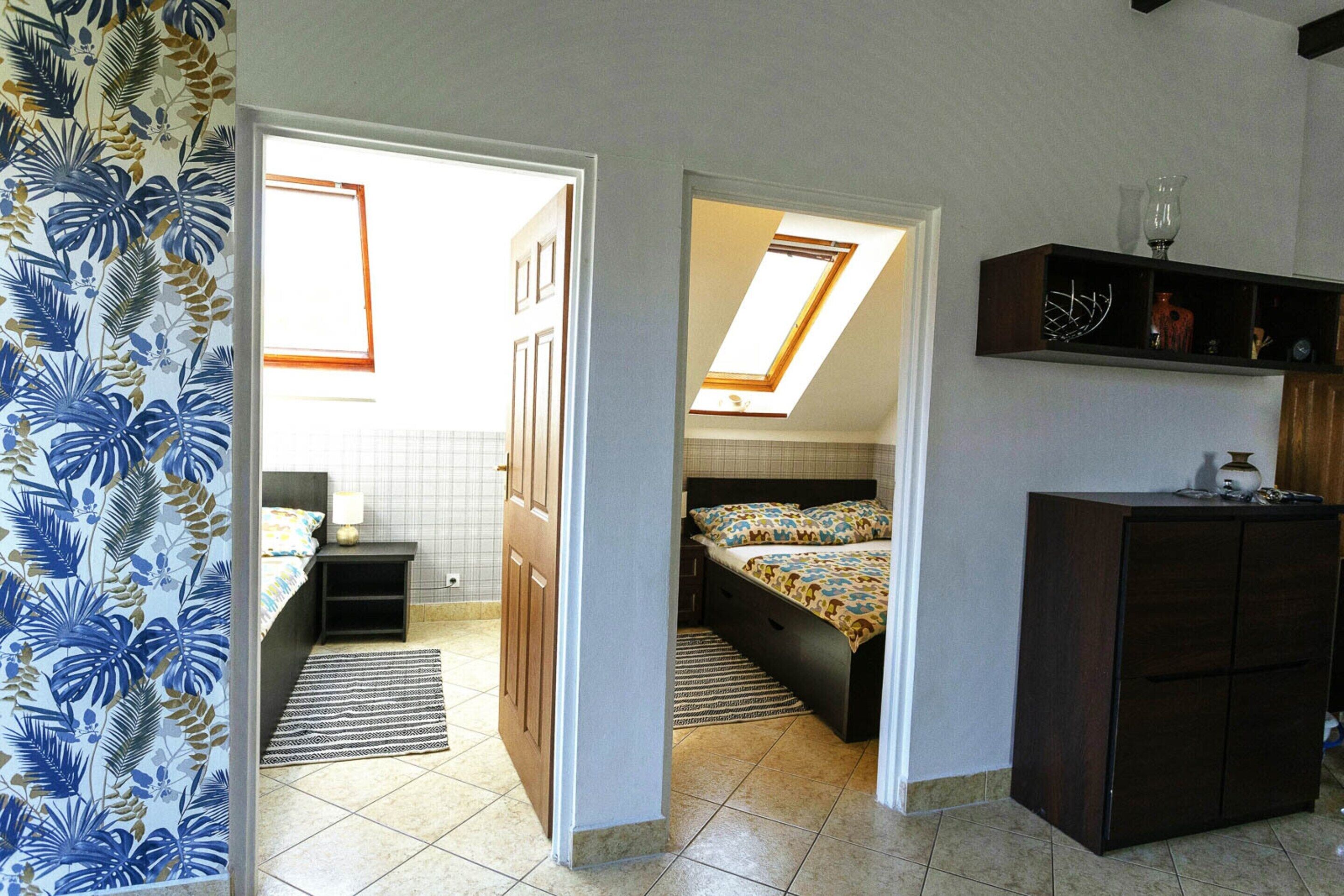 Apartment | 3 bedrooms, individually furnished