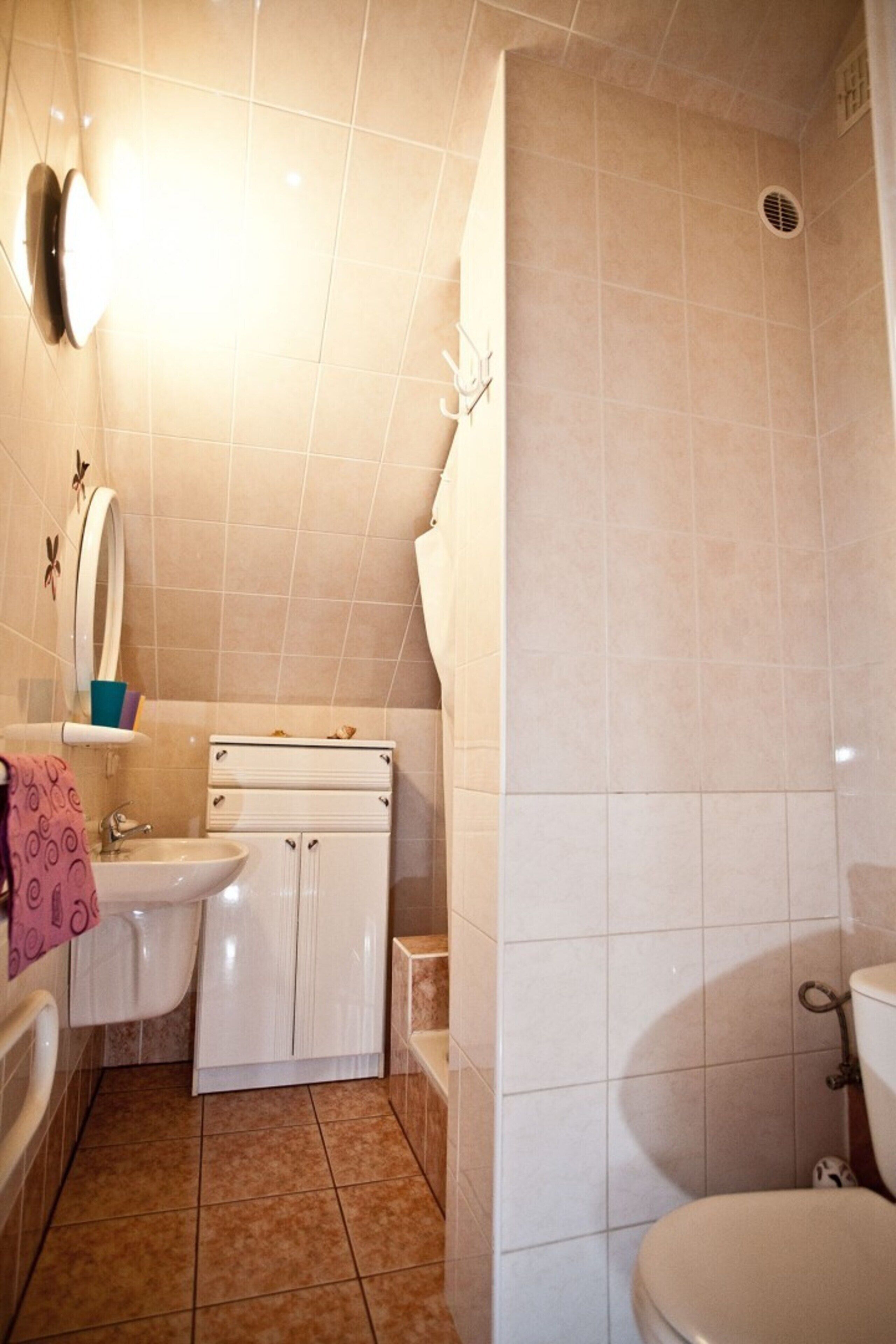 Apartment | Bathroom