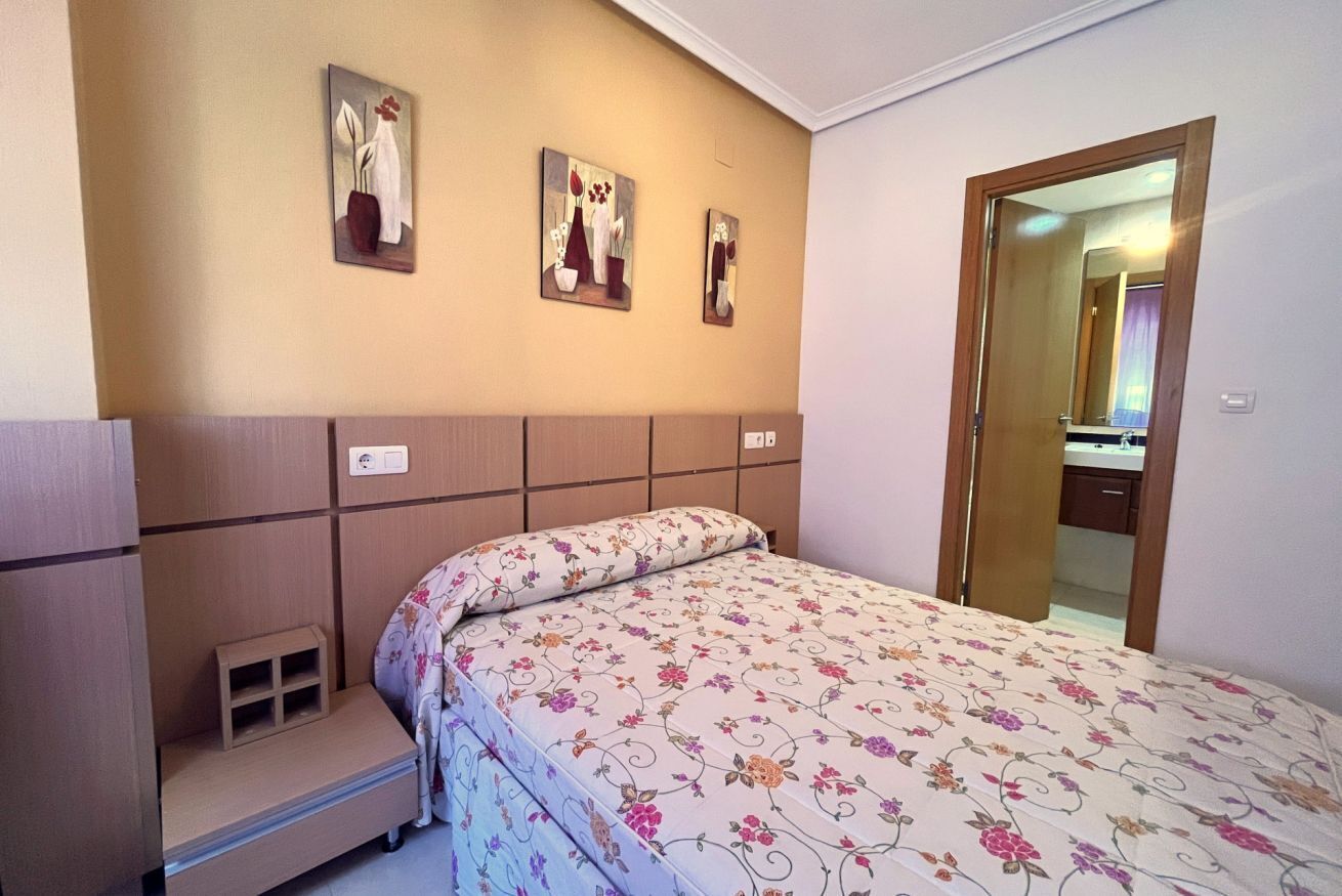 3 slaapkamers, een strijkplank/strijkijzer