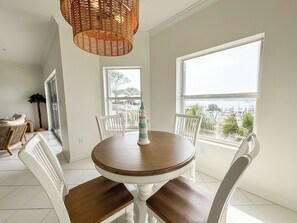 Dining - Destin Harbor Escape (Destin)
