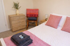 3 Schlafzimmer, Bügeleisen/Bügelbrett, WLAN, Bettwäsche