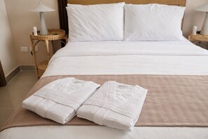 Iron/ironing board, WiFi, bed sheets - Pool Front- Clean and Modern 1-bedroom apartment in peaceful Punta Cana with AC (Punta Cana)