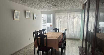 Room-h3 Exceptional Location Near Histor