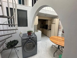 Habitació, 1 dormitori, balcó | Bugaderia