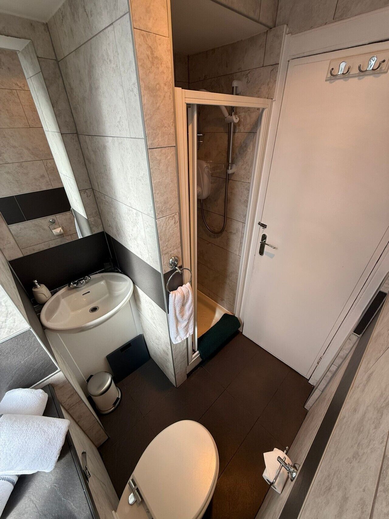 Een douche, een haardroger