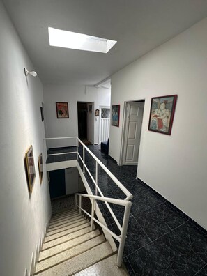 Room, 1 Bedroom, Balcony | Interior - Room-h4 Exceptional Location Near Histor (Popayán)