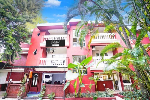 Classic With Balconyholiday Street Calangute