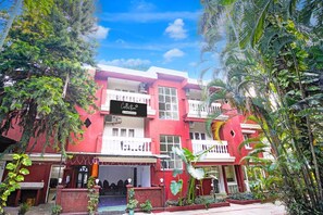 House | Exterior - Classic With Balconyholiday Street Calangute (Calangute)