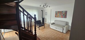 บริเวณนั่งเล่น