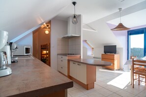 Kühlschrank, Mikrowelle, Geschirrspüler