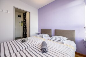 Iron/ironing board, free WiFi, bed sheets - L'appartement La Coursive - vue mer (Erquy)