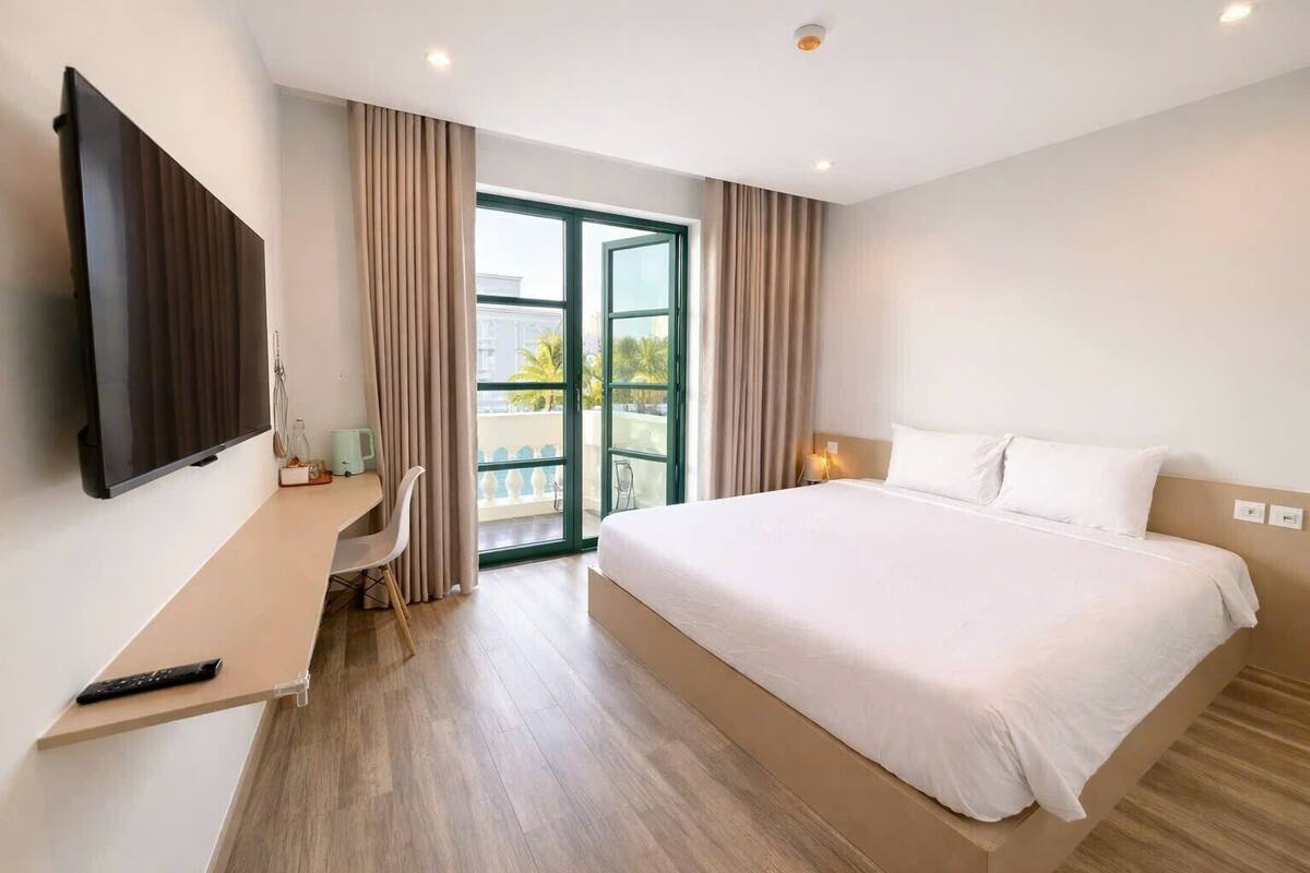 Deluxe dubbelrum - utsikt mot poolen