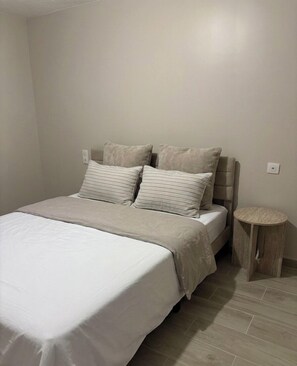 Internet, bed sheets - Chez Mymy - cosy apartment for 6 people (Propriano)