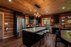 Fridge, microwave, oven, stovetop - New Pool Cabin! Luxury Design, Game Rm, Hot Tub! (Sevierville)