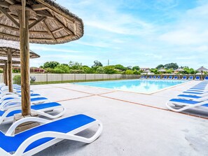 A heated pool - Domaine Hamaika by Interhome (Saint-Jean-de-Luz)