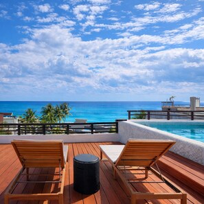 Pool - Prime Rooftop Pool in Aldea Thai (Playa del Carmen)