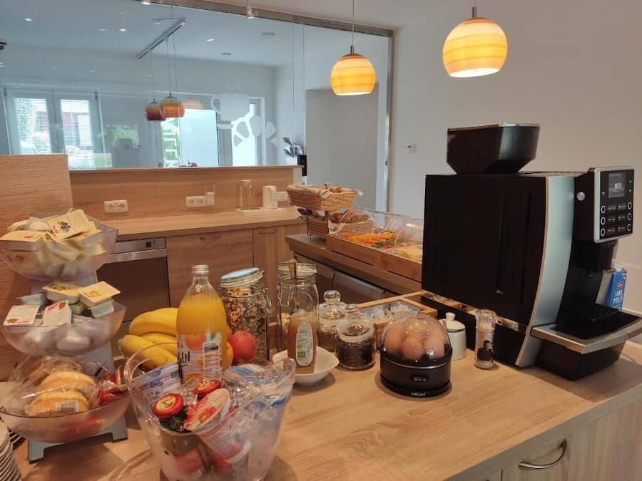 Daily continental breakfast for a fee