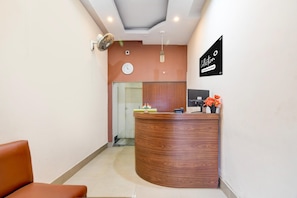 House | Reception - Classic With Twin Bedrm Guest Home (Kolkata)