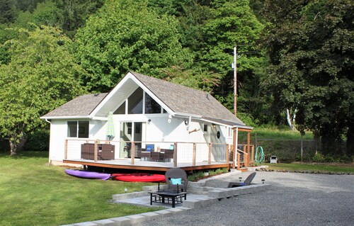 Peaceful 1-bedroom cabin in Union perfect for relaxing getaways