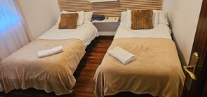 Room - Bizkar Bare Apartamento 2 (Sopuerta)