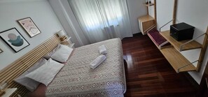Basic Apartment | In-room safe, blackout drapes, free WiFi - Bizkar Bare Apartamento 2 (Sopuerta)