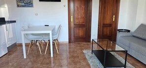 Living area - Bizkar Bare Apartamento 3 (Sopuerta)