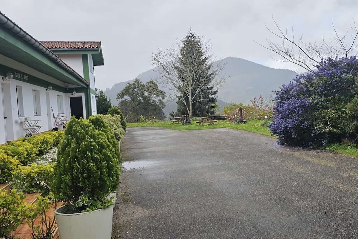 Appartamento familiare, patio, vista cortile | Parco della struttura