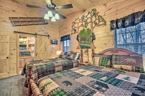 2 bedrooms, iron/ironing board, free WiFi, bed sheets - Private, Hot Tub, Screened porch, Peaceful 2 acres, Country Bear Retreat (Sevierville)