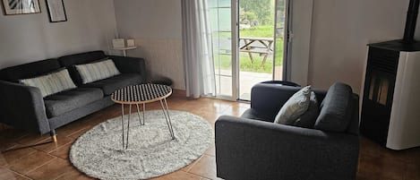 Family Apartment, Garden View | Living area