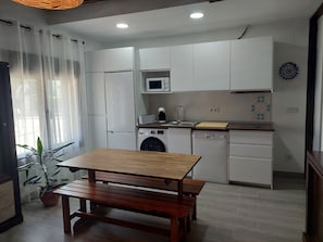 Family Quadruple Room, Kitchen A | Living area - El Rincon de San Fermin (Zizur Mayor)