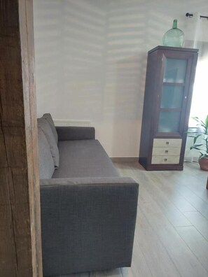 Family Quadruple Room, Kitchen | Living area - El Rincon de San Fermin (Zizur Mayor)