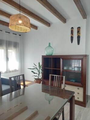 Family Quadruple Room, Kitchen B | 住宿內部