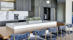 Imagem sem classificação, 4 de 7, botão