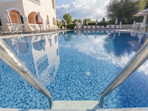 Pool - Villa Giardino (Acharavi)