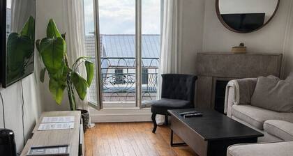 Charmant 2‑pièces proche aéroport – Paris direct via la ligne 14