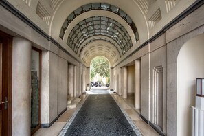 Interior - 50 Suite B&B (Naples)